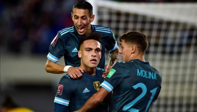 乐鱼体育官方下载-阿根廷拿下秘鲁，德保罗最佳，梅西有点累